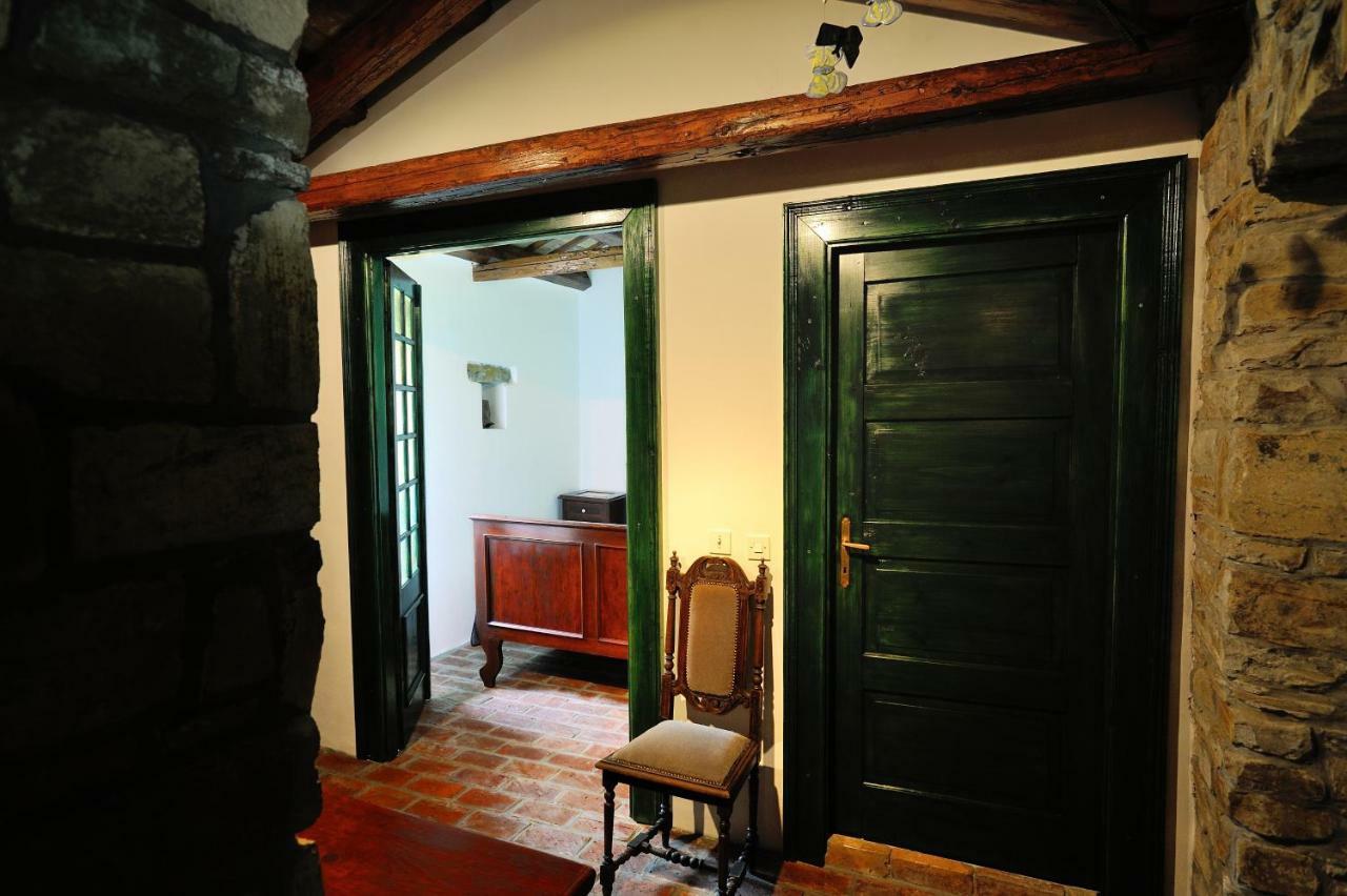 Traditional Istrian Stone House Šmarje Exterior foto